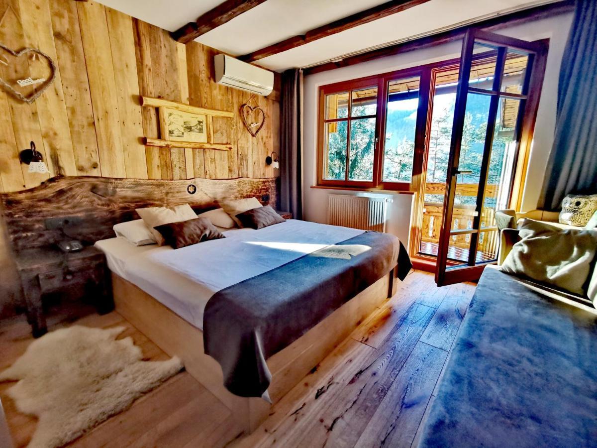 Double or Twin Room Terrace