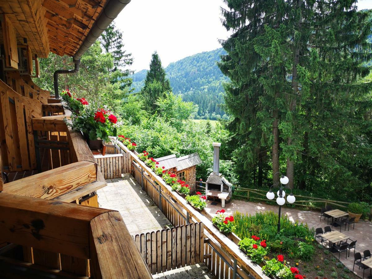 Double or Twin Room Balcony